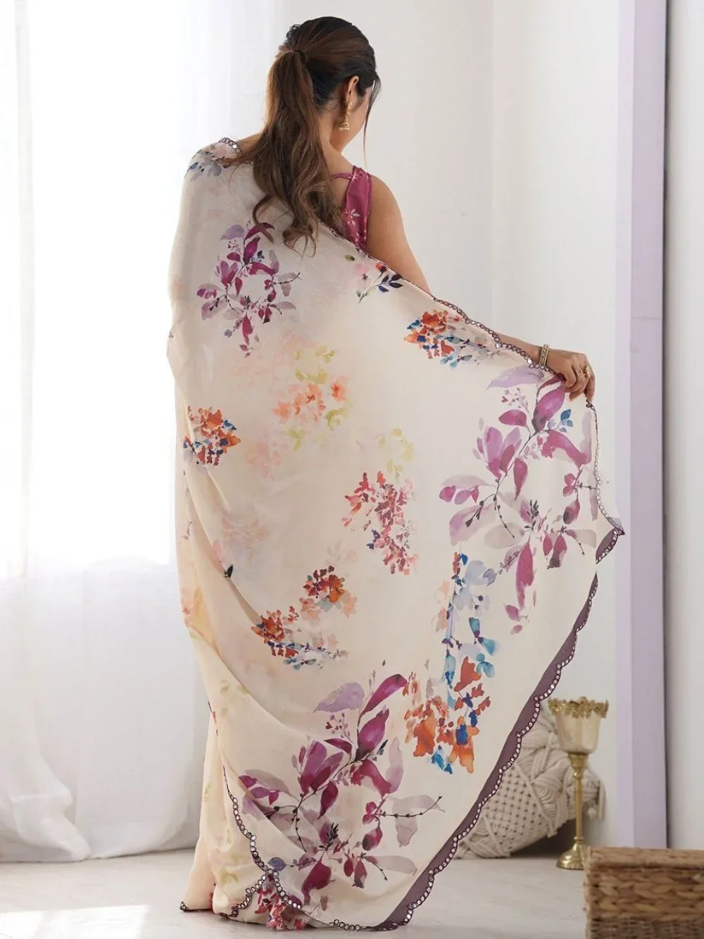 georgette digital print saree with unstiched blouse piece 2