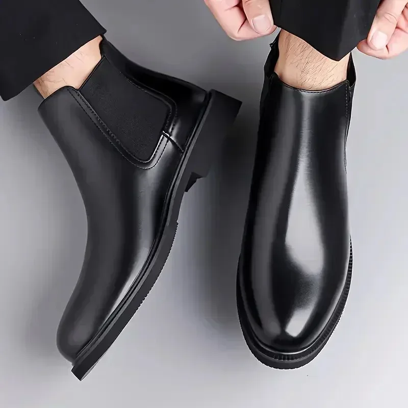 wugo::latest stylish men's black chelsea boots |