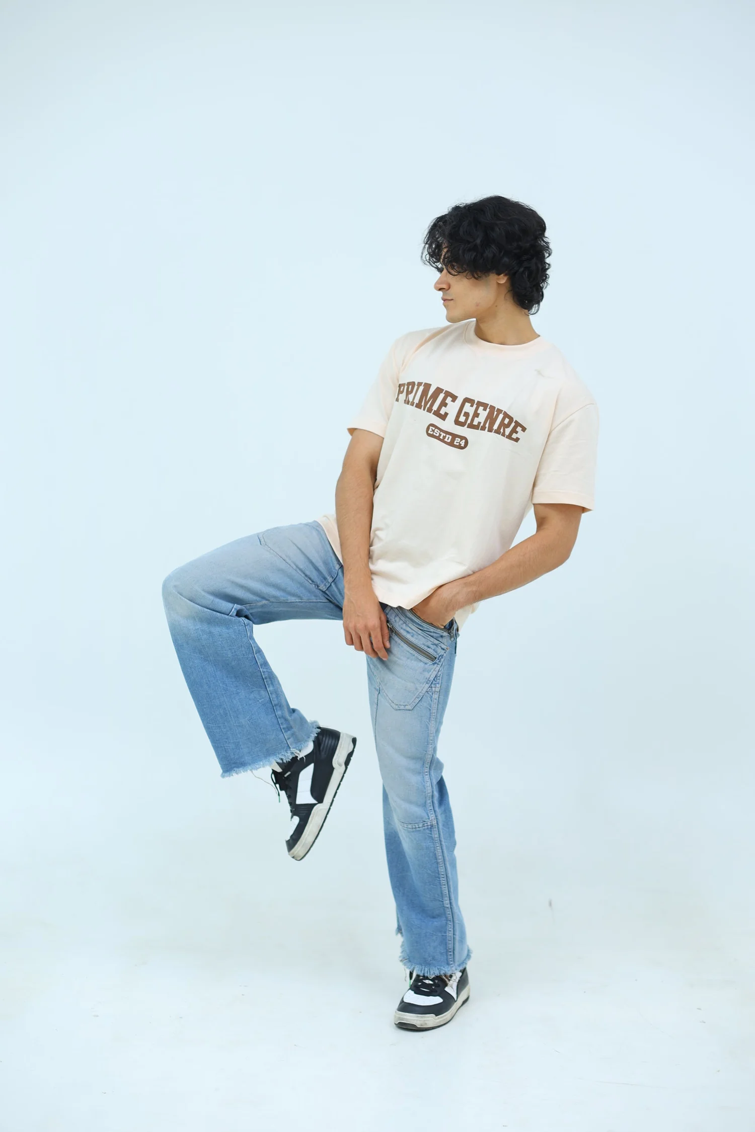 oversized fit printed t-shirt (cream) 2